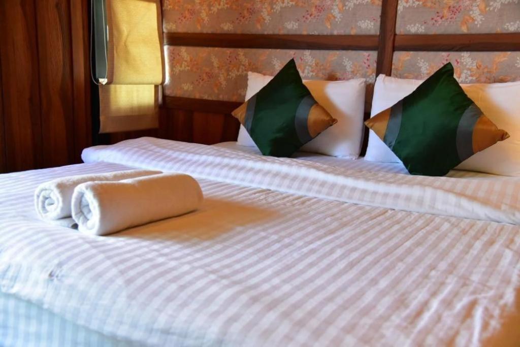 Dusit Talai Resort Mu Si Bagian luar foto