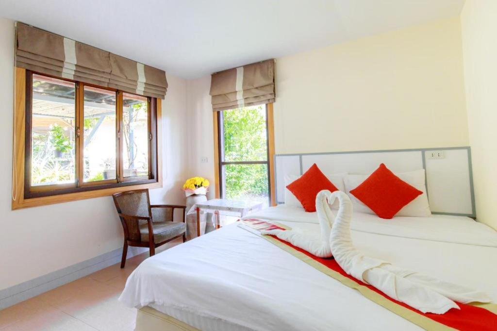 Dusit Talai Resort Mu Si Bagian luar foto