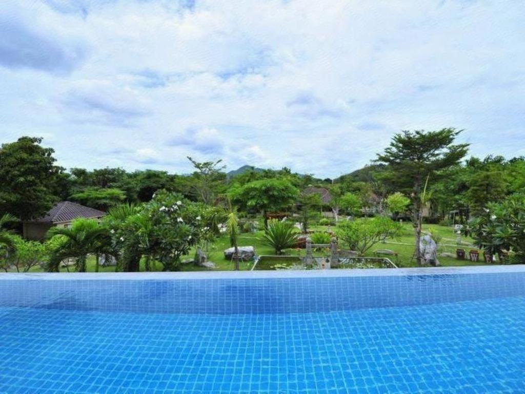 Dusit Talai Resort Mu Si Bagian luar foto